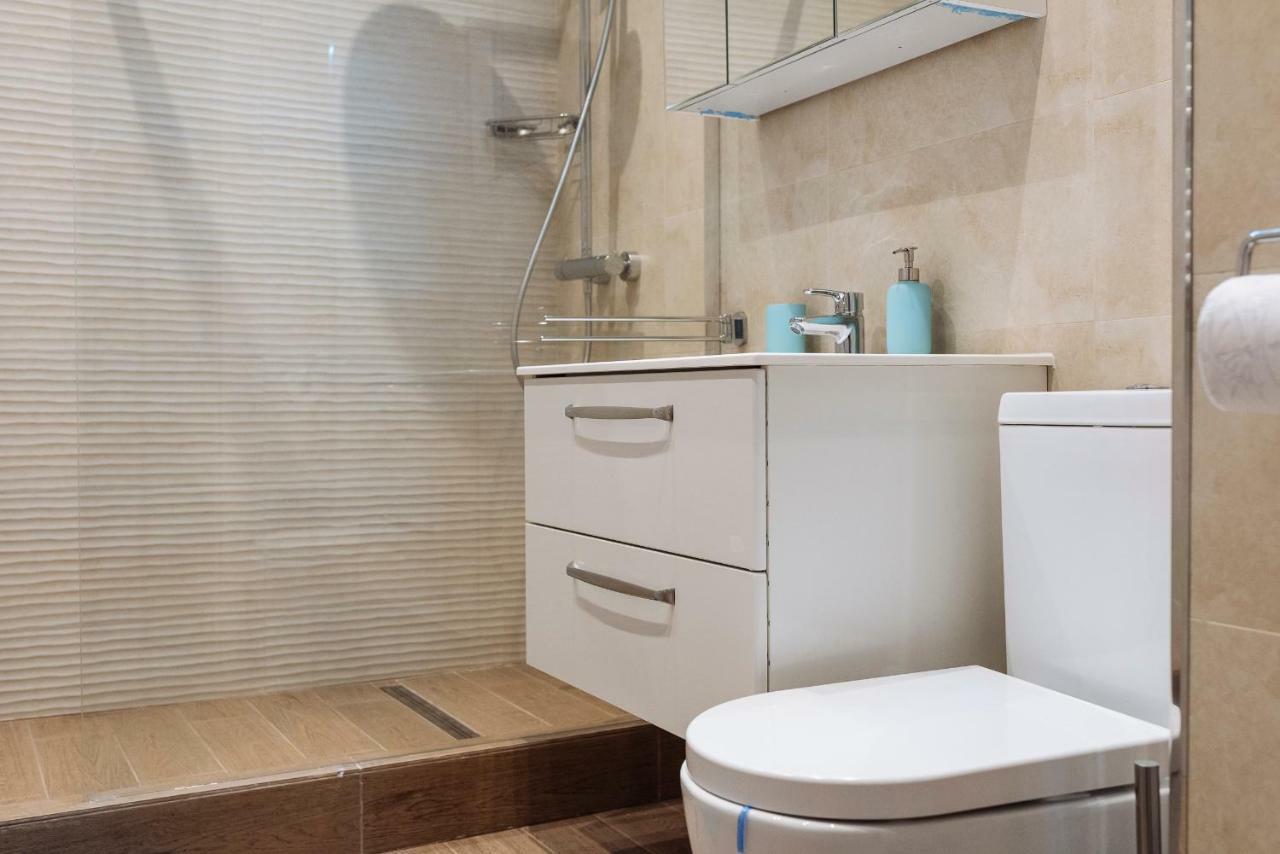 Luxury Flat 8 Near Metro Bucareste Exterior foto
