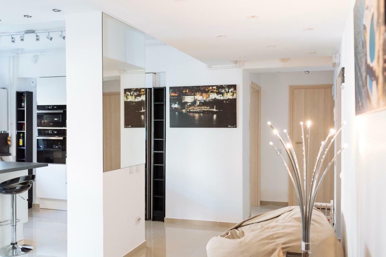 Luxury Flat 8 Near Metro Bucareste Exterior foto