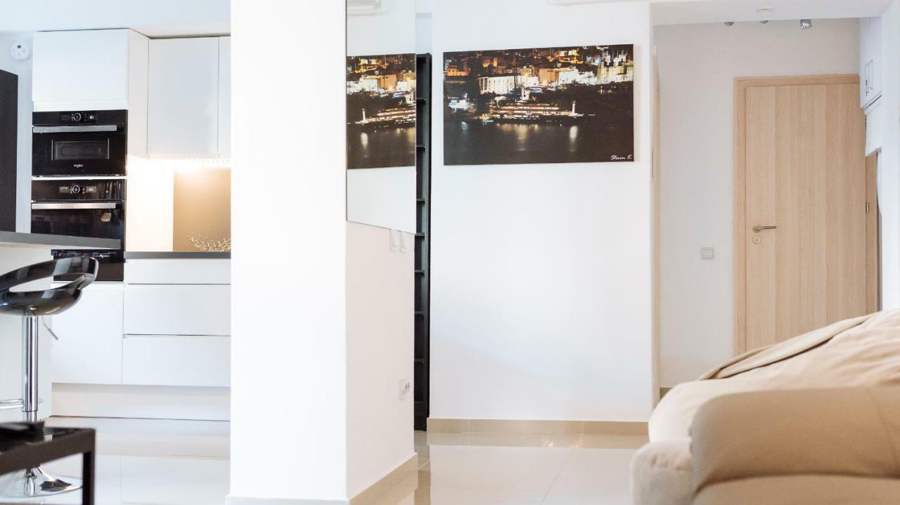 Luxury Flat 8 Near Metro Bucareste Exterior foto